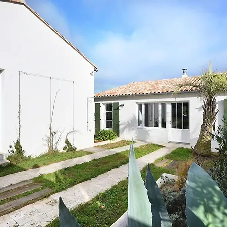 803 Les Tamaris Conviviality *